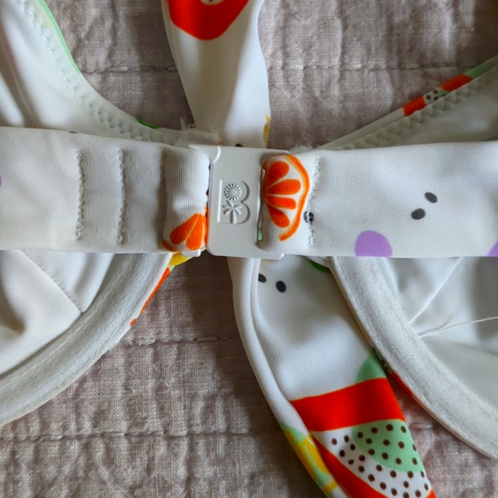 NWOT Fruity Blackbough Bikini Top - Picture 4 of 6